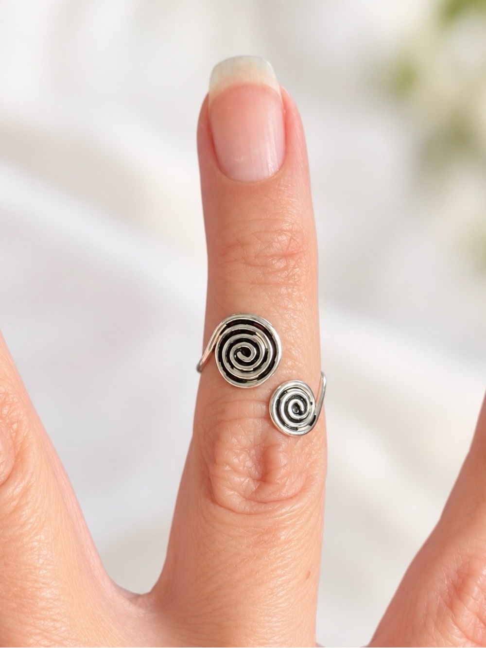 Sterling silver spiral boho ring size 5
